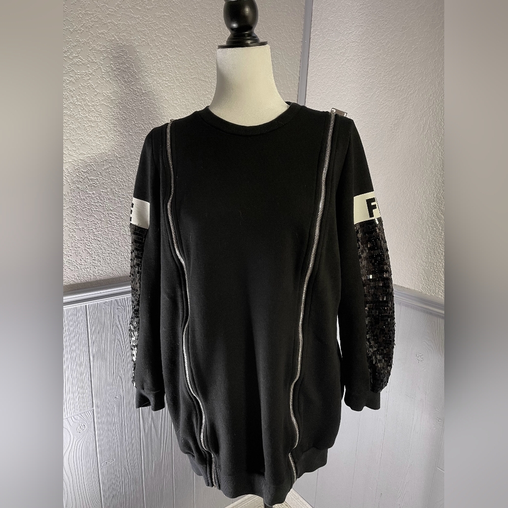 Lucky 5 oversized sweater